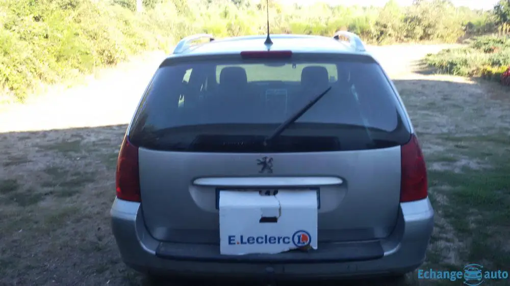 307 sw 2.0hdi 16v 136 ch BVA fard bon etat