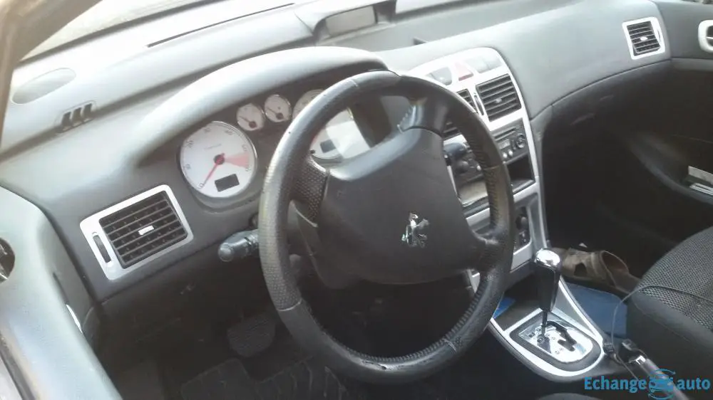 307 sw 2.0hdi 16v 136 ch BVA fard bon etat