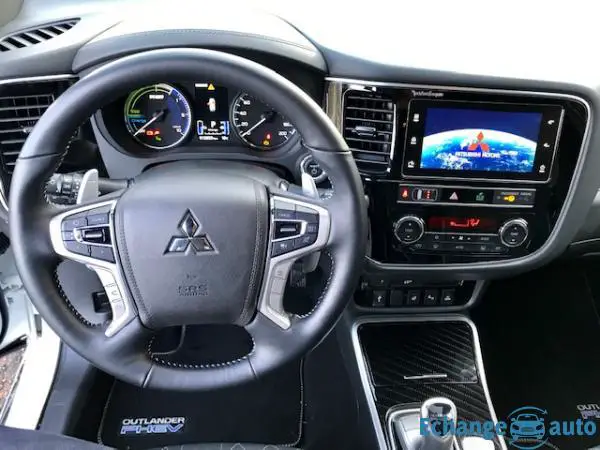 Mitsubishi Outlander PHEV III (2) TWIN MOTOR 4WD INSTYLE MY19