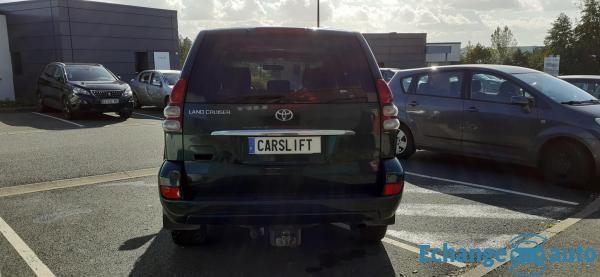 Toyota Land Cruiser 3.0 D-4D BREAK 173 VXE