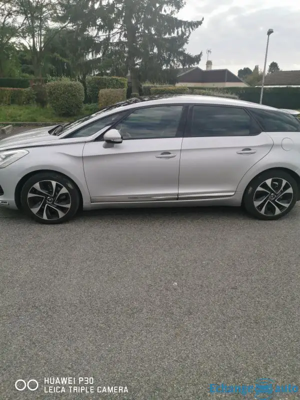 Belle ds5 tout option