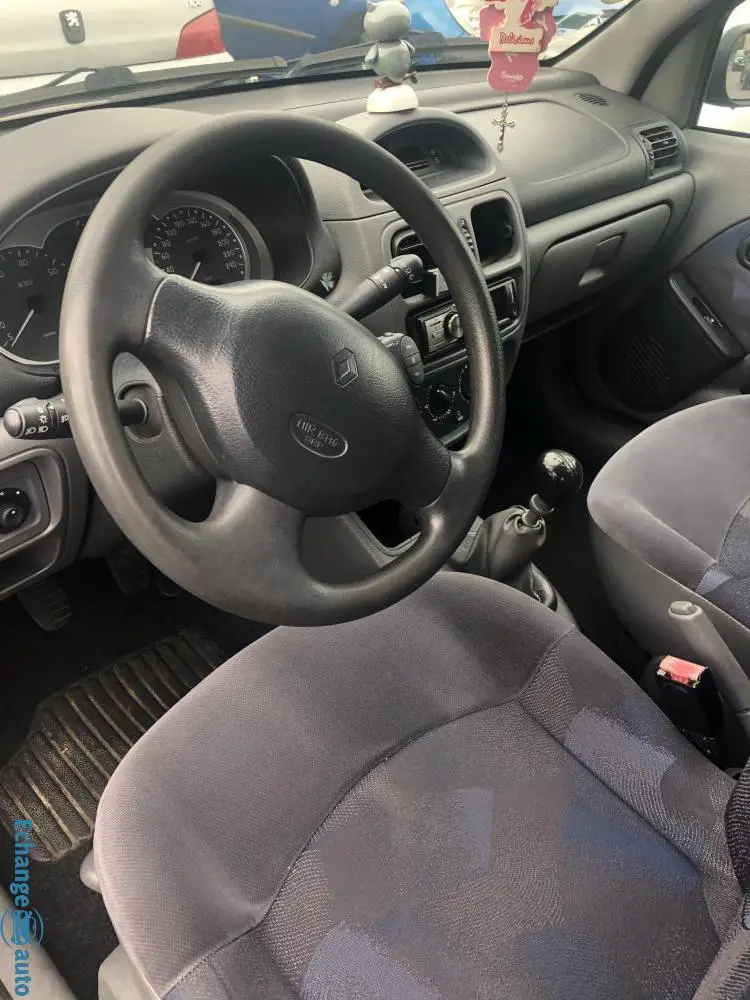 Renault Clio 2 sans CT