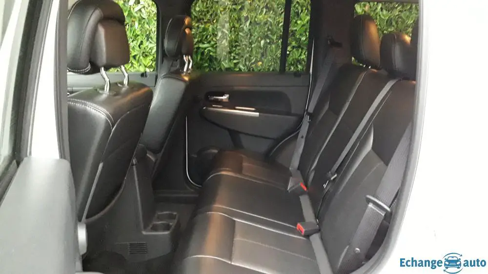 Unique Jeep Cherokee KK 2.8 CRD Overland 4X4