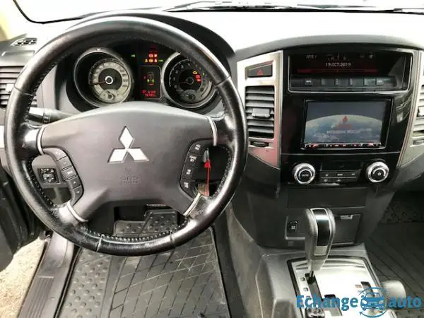 Mitsubishi Pajero III (2) 3.2 DI-D 190 INVITE BVA 5P EURO6