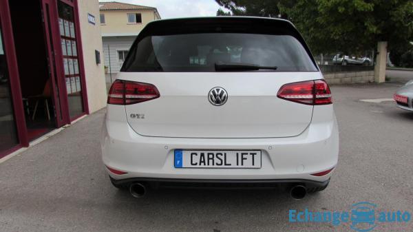 Volkswagen Golf 2.0 TFSI 230 GTI Performance