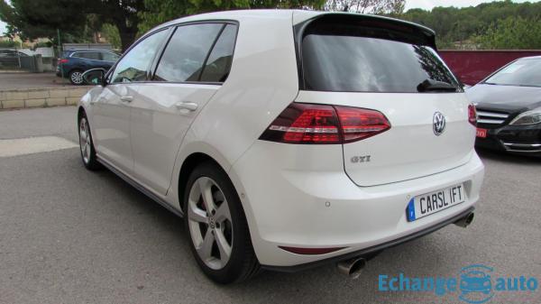 Volkswagen Golf 2.0 TFSI 230 GTI Performance