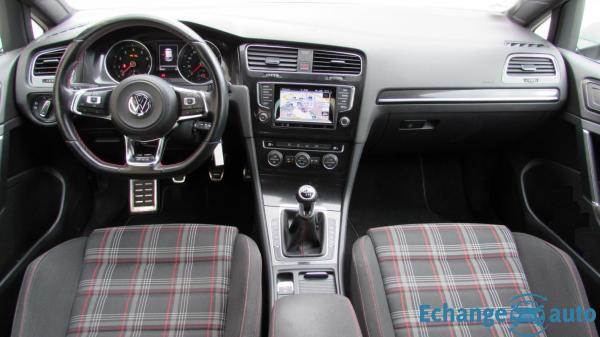 Volkswagen Golf 2.0 TFSI 230 GTI Performance