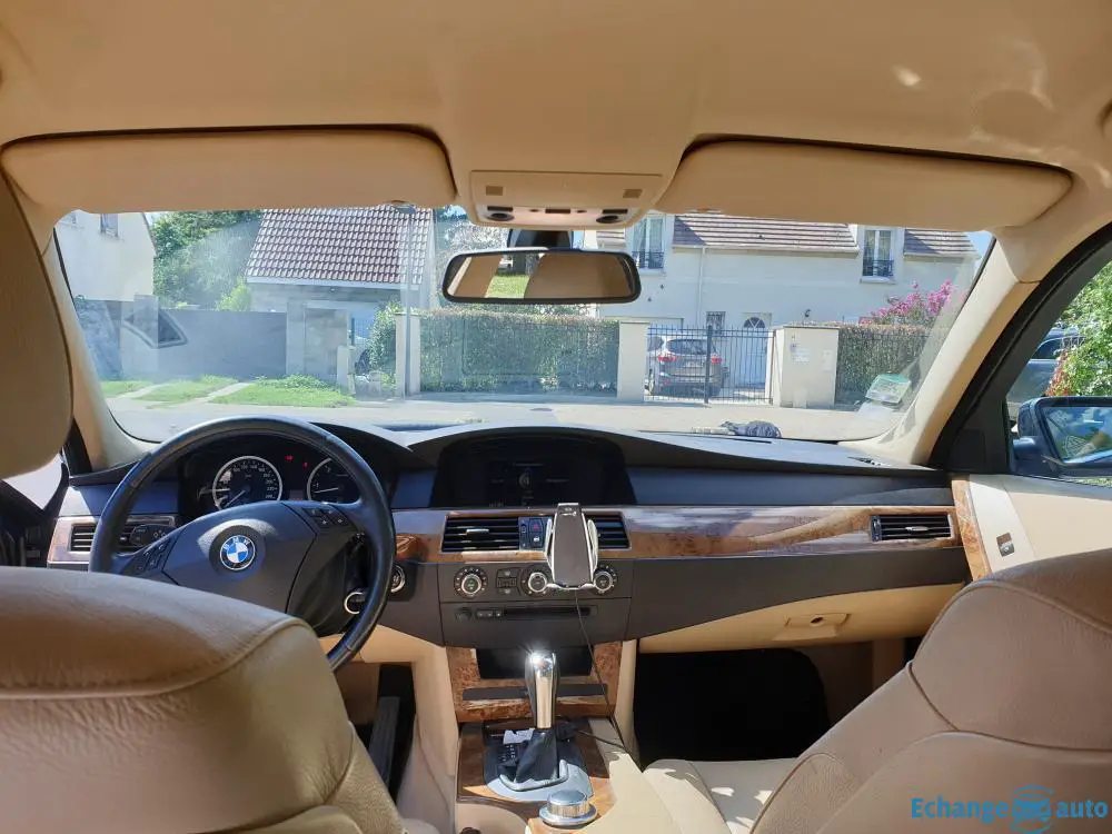 BMW 530d  235ch phase 2  2006 pack business