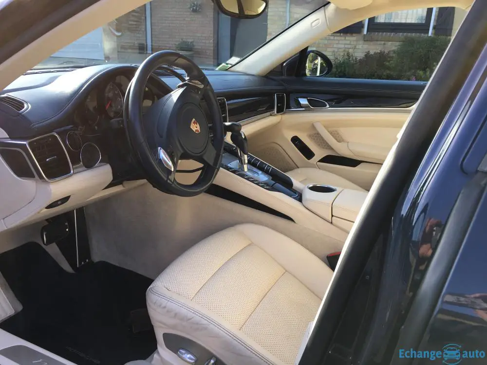 Porsche Panaméra v6