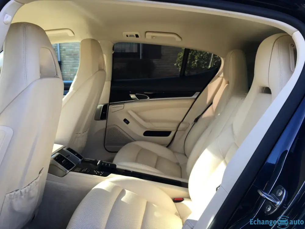 Porsche Panaméra v6