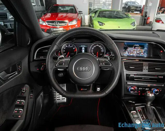 AUDI RS4 AVANT 4.2 V8 FSI 450 QUATTRO