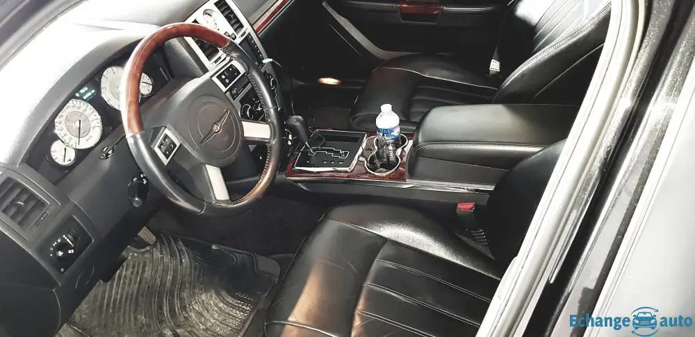 Chrysler 300c full blacke 2eme mains 20annive