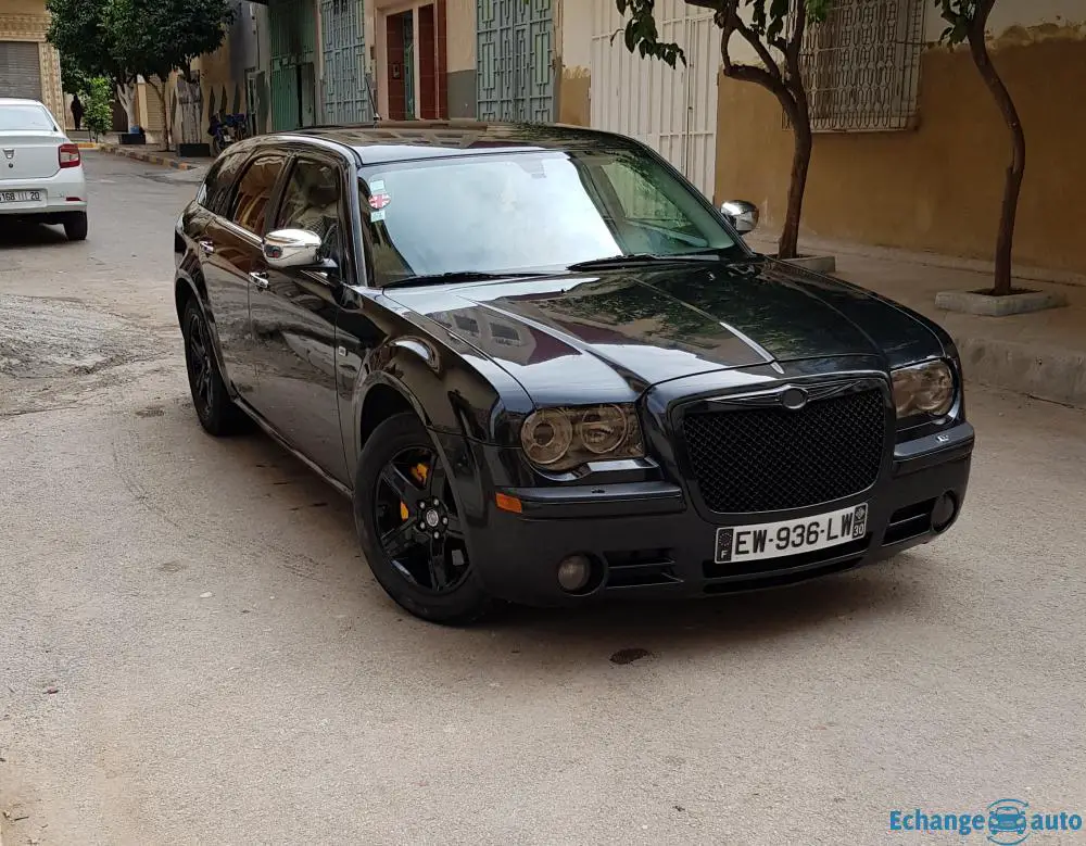 Chrysler 300c full blacke 2eme mains 20annive