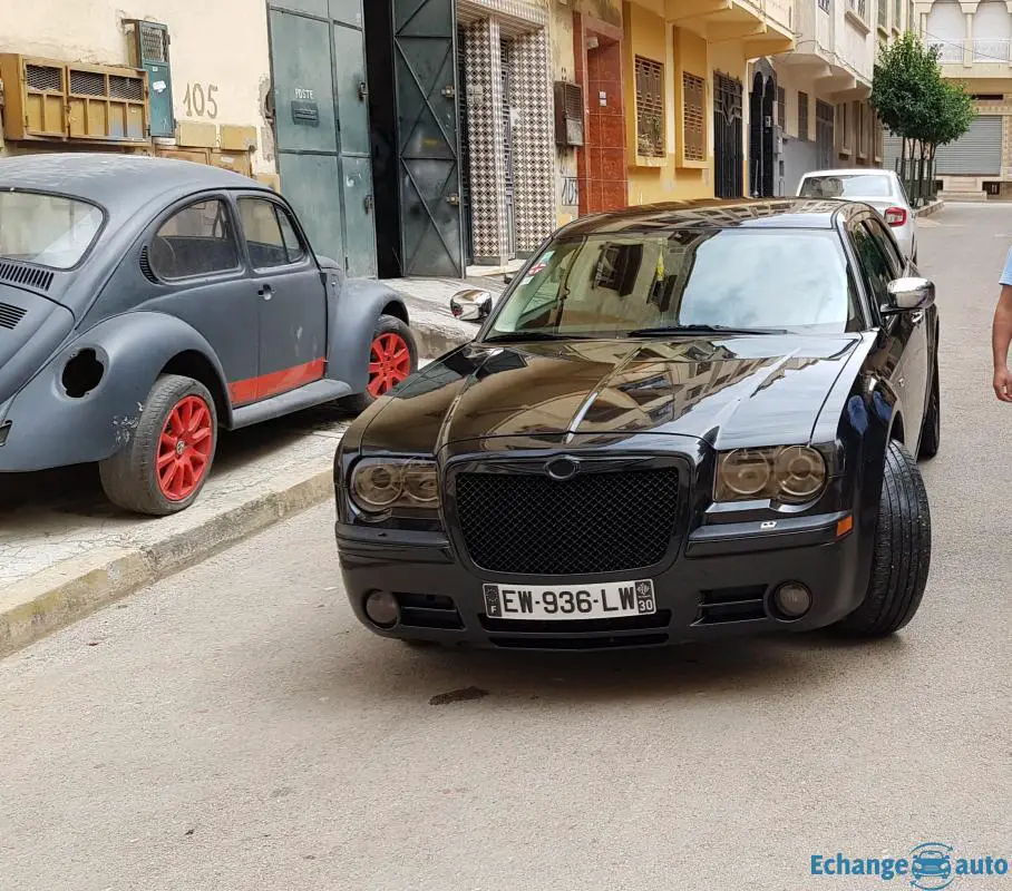 Chrysler 300c full blacke 2eme mains 20annive