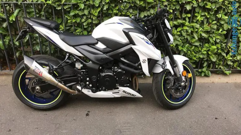 Suzuki Gsxs 750 a2