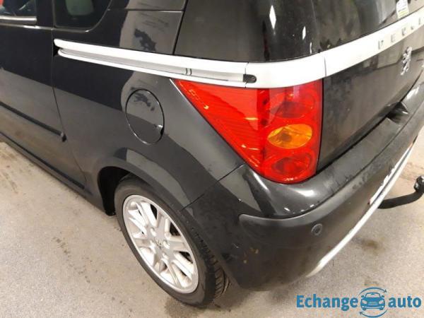 Peugeot 1007 1.6 16v 110ch Sporty Pack 2Tronic BVA +Attelage