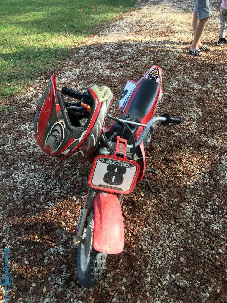 Moto Honda et quad polaris