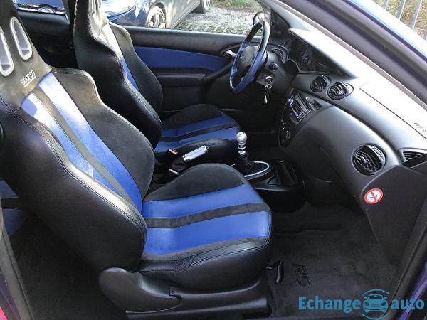 FORD FOCUS RS MK1  2.0 16V 215 cv N°1415 