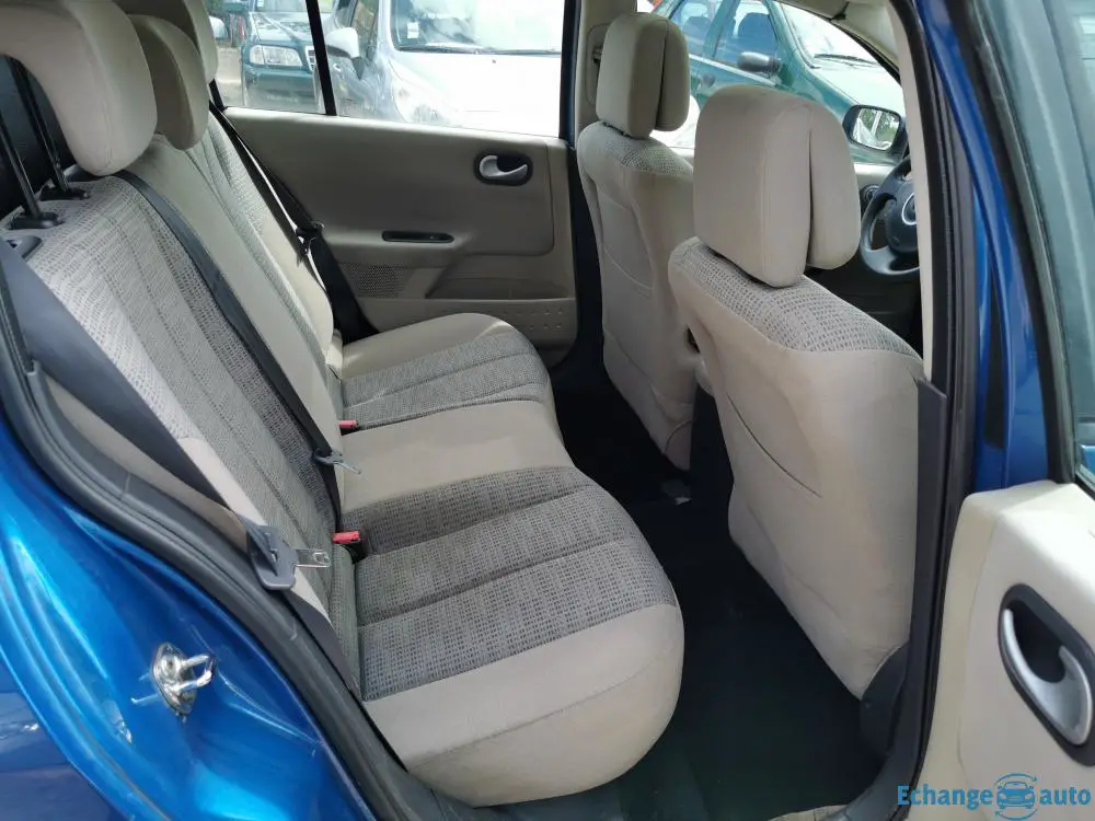 Renault MEGANE 2 ph 2 1.6l16s 112cv/panoramiq