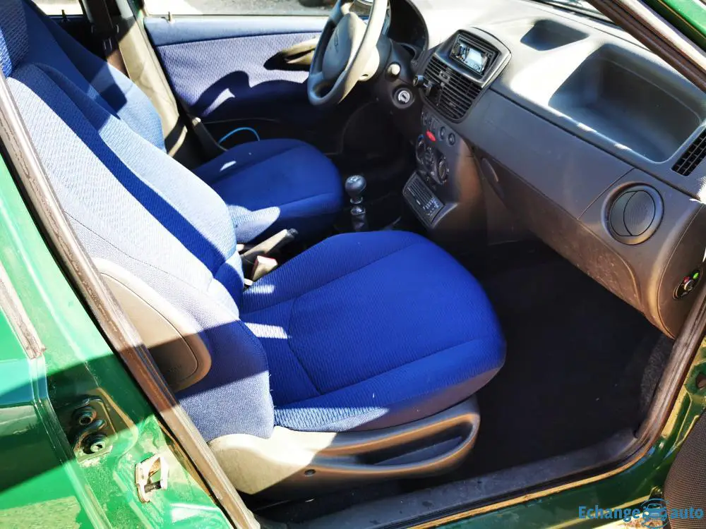 Fiât Punto 1.4l 75 cv 138000 km (rxe)