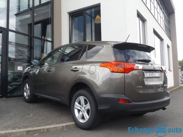 Toyota RAV4 124 D-4D LIFE 2WD