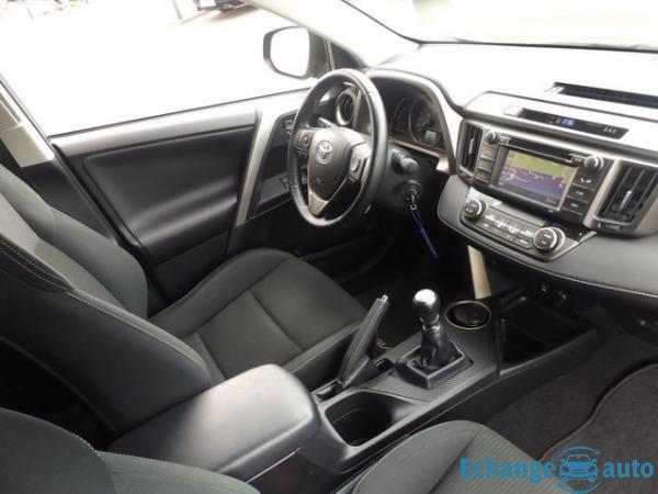 Toyota RAV4 124 D-4D LIFE 2WD