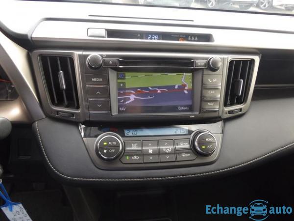 Toyota RAV4 124 D-4D LIFE 2WD