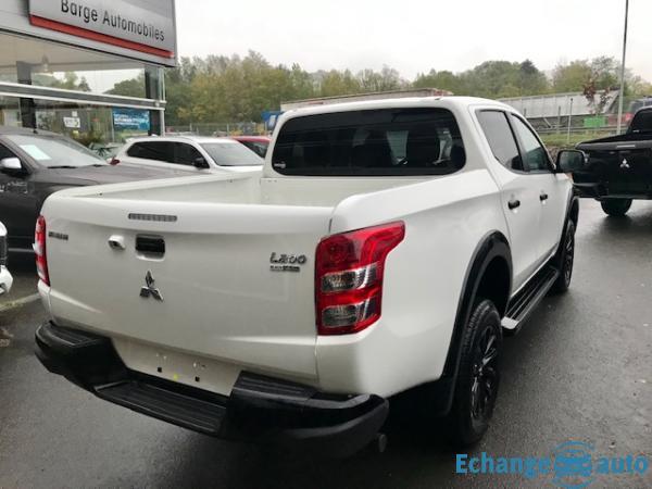 Mitsubishi L200 III DOUBLE CABINE 2.4DI-D 181 BLACK COLLECTION BVA MY19