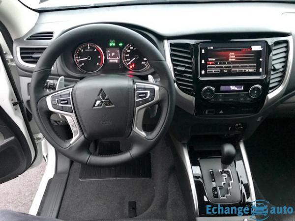 Mitsubishi L200 III DOUBLE CABINE 2.4DI-D 181 BLACK COLLECTION BVA MY19