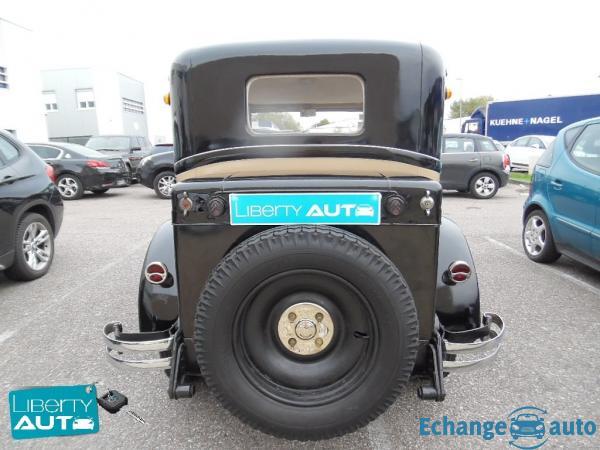 CITROEN C4 AC4F 6 vitres de 1929 en parfait etat