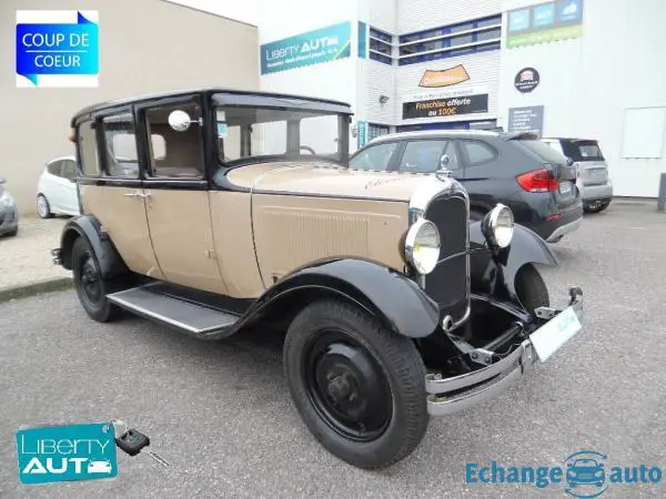 CITROEN C4 AC4F 6 vitres de 1929 en parfait etat