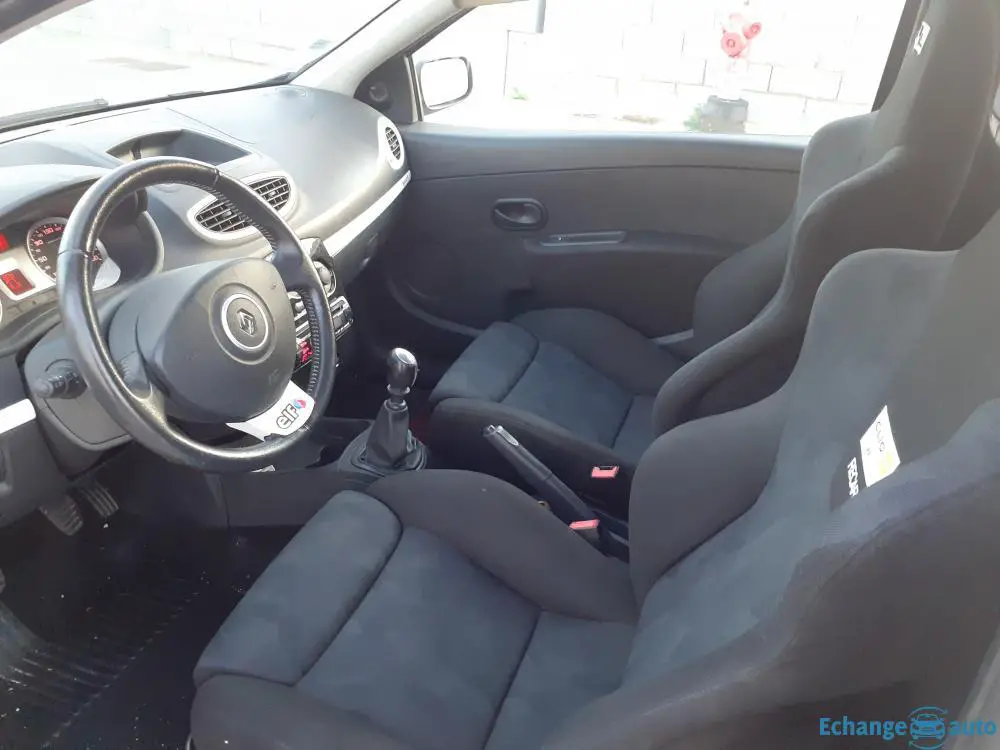 Renault clio rs world série cup wsr