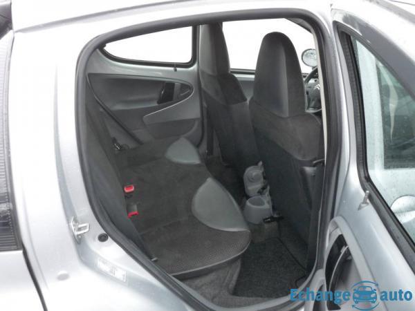 Citroën C1 1.0i Attraction 5p BVA