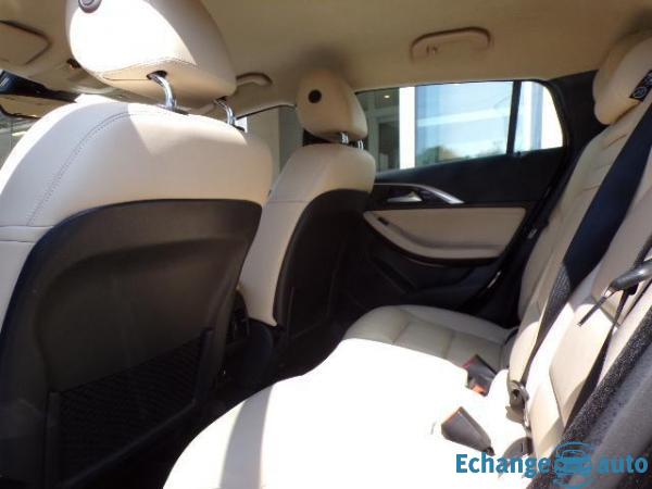 Infiniti Q30 1.6t 156 7DCT Premium Tech