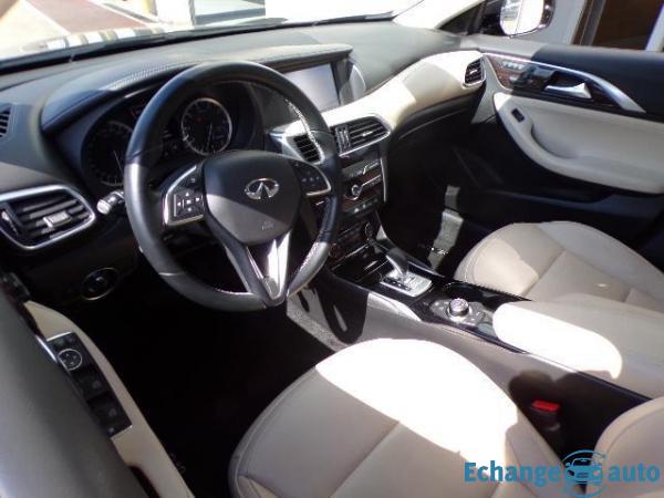 Infiniti Q30 1.6t 156 7DCT Premium Tech