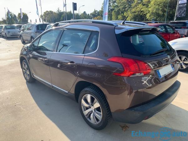 Peugeot 2008 1.2I PURETECH 12V S&S - 110 ALLURE