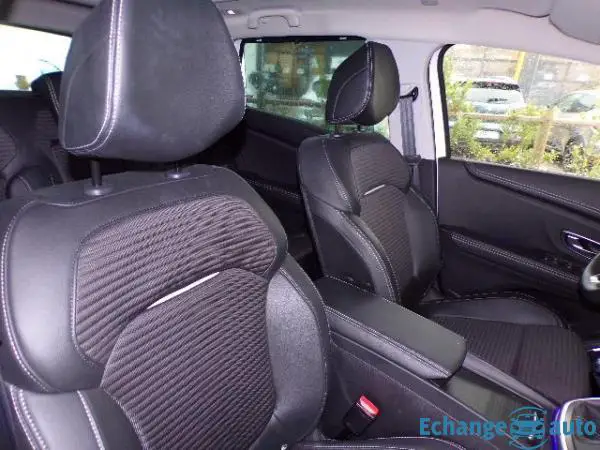 Renault Scénic IV Blue dCi 150 Intens