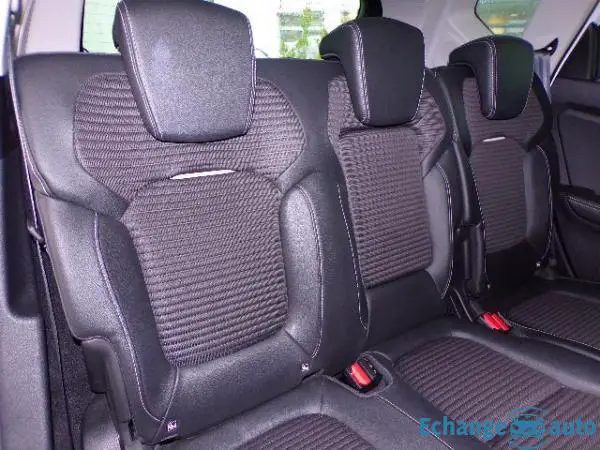 Renault Scénic IV Blue dCi 150 Intens