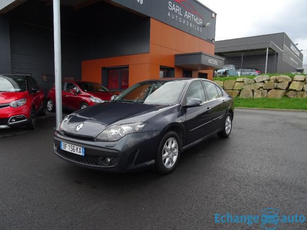 RENAULT LAGUNA III 1.5 dCi 110 eco2 Black Edition