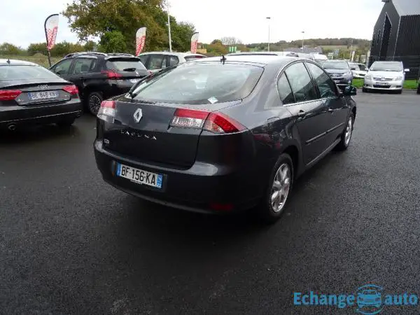 RENAULT LAGUNA III 1.5 dCi 110 eco2 Black Edition