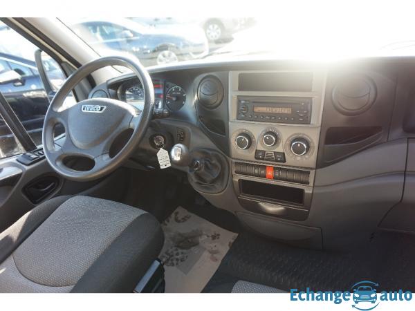 IVECO DAILY FOURGON 35S13 Réhaussé Rallongé BV6
