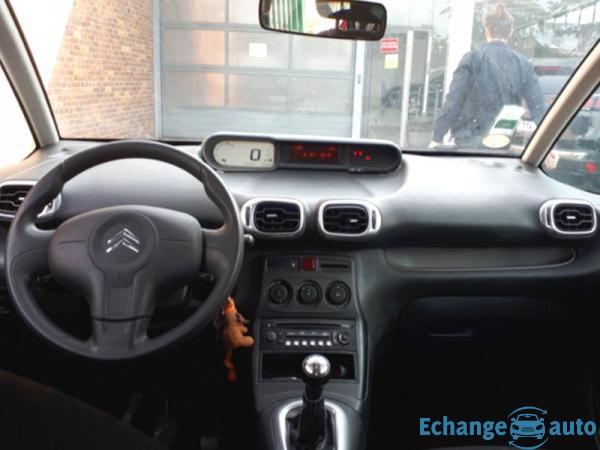 Citroën C3 Picasso 1.6 HDi90 Confort suréquipé +Attelage
