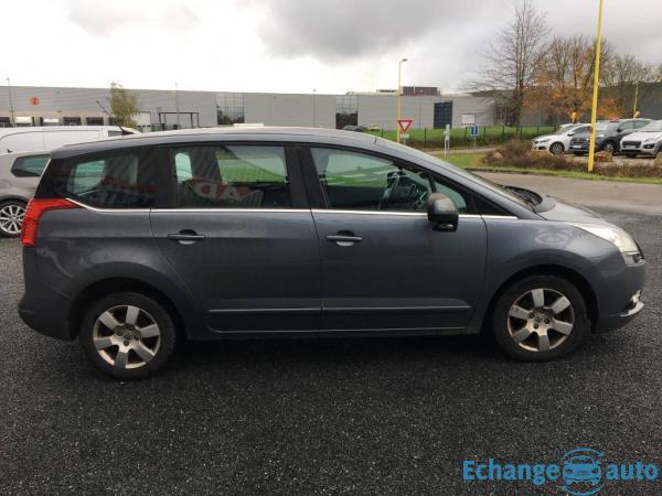 Peugeot 5008 1.6 HDI FAP ACTIVE
