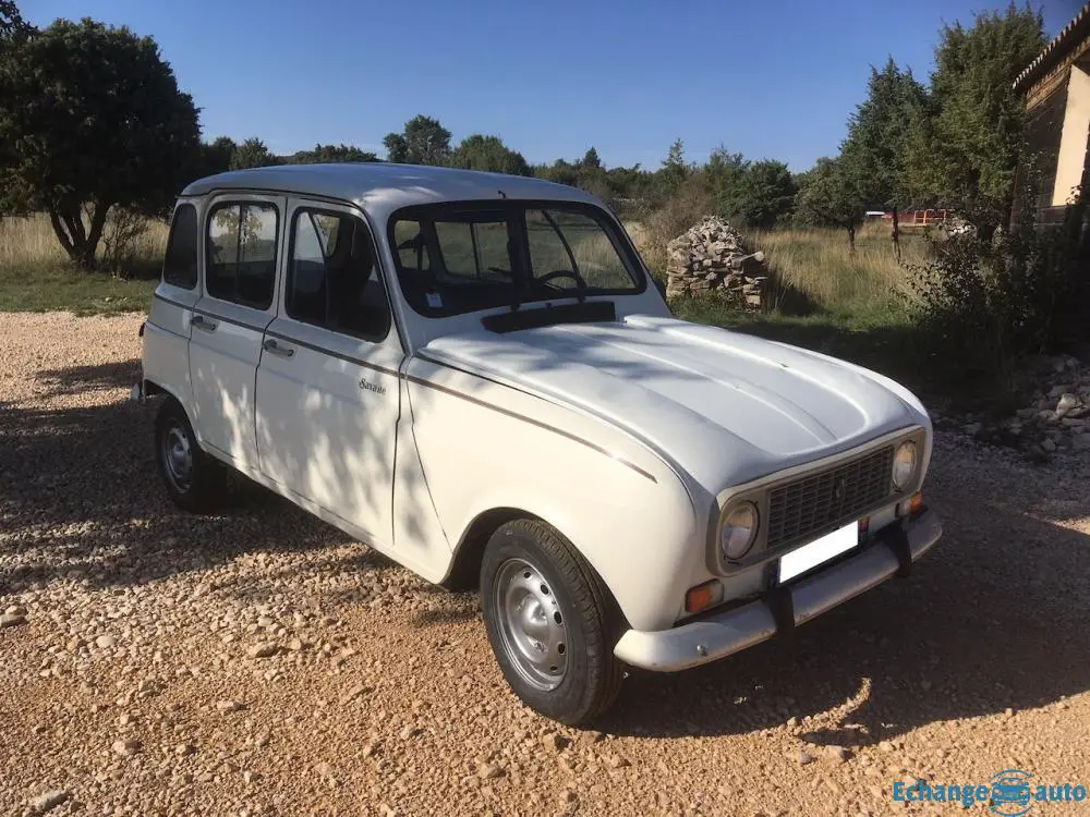 RENAULT 4L SAVANE