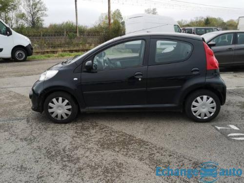 Peugeot 107 1.0e 12 v 68cv