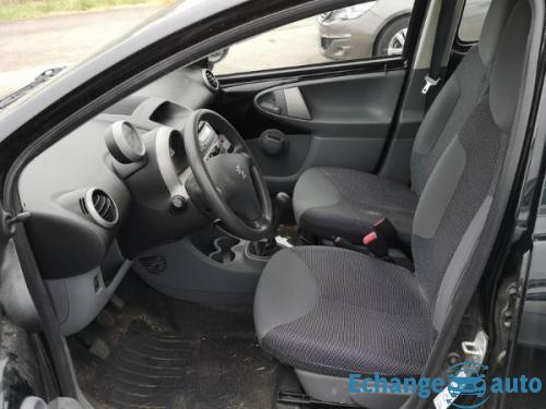 Peugeot 107 1.0e 12 v 68cv