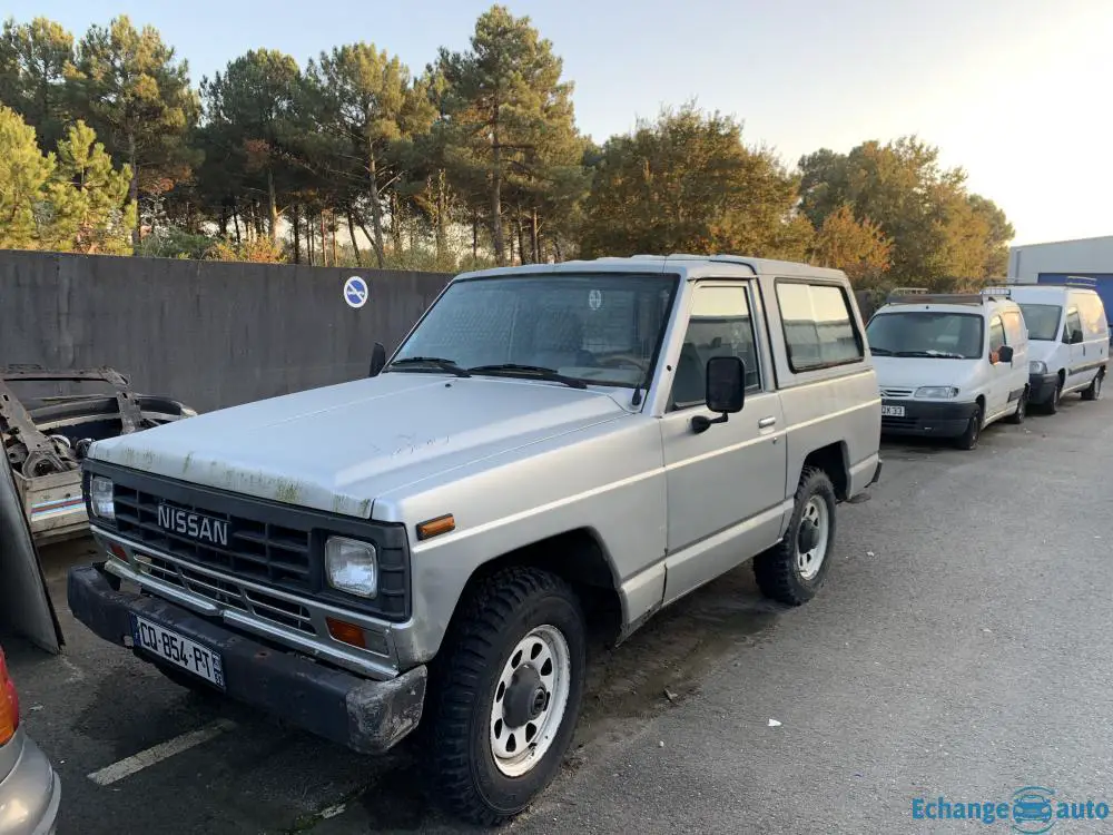 4X4 nissan patrol étudie toutes propositions