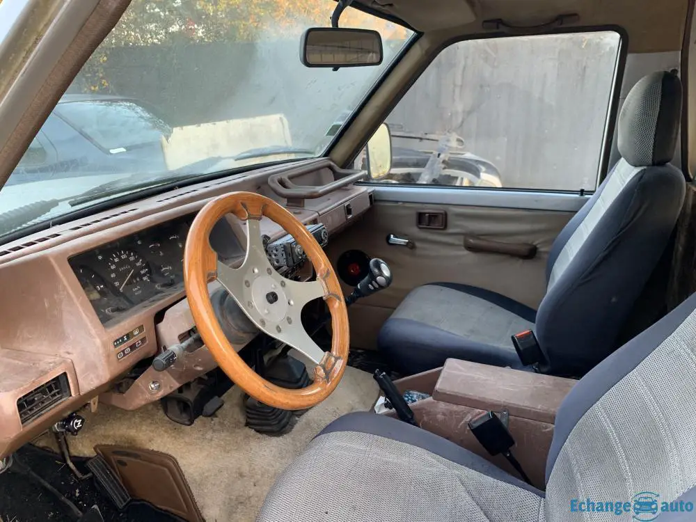 4X4 nissan patrol étudie toutes propositions