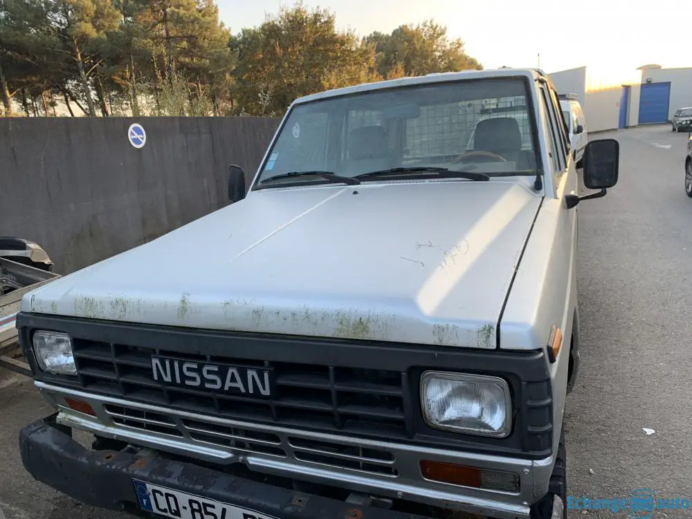 4X4 nissan patrol étudie toutes propositions