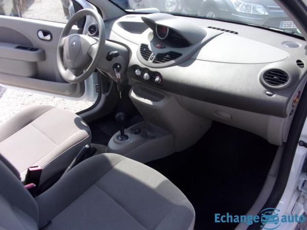 Renault Twingo 1.2 16V 75 QUICKSHIFT TREND.1ère main